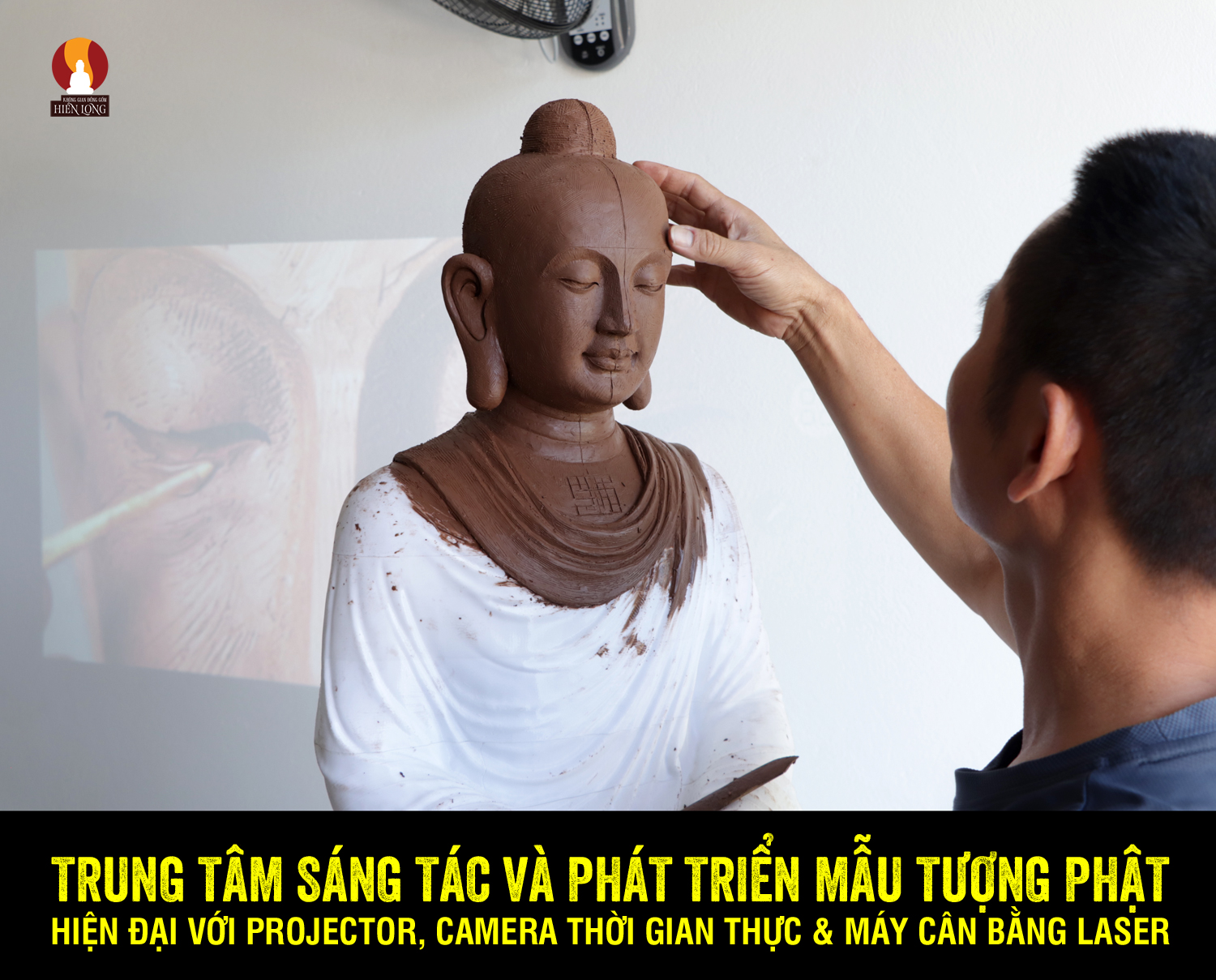 Cẩu chuyên dụng vận chuyển đại tượng Phật đồng tại xưởng Hiên Long rộng 2 hecta